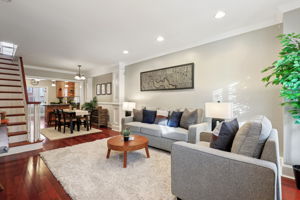 S Ellwood Ave-L2401-009