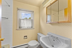 Full Bathroom - Upper Floor