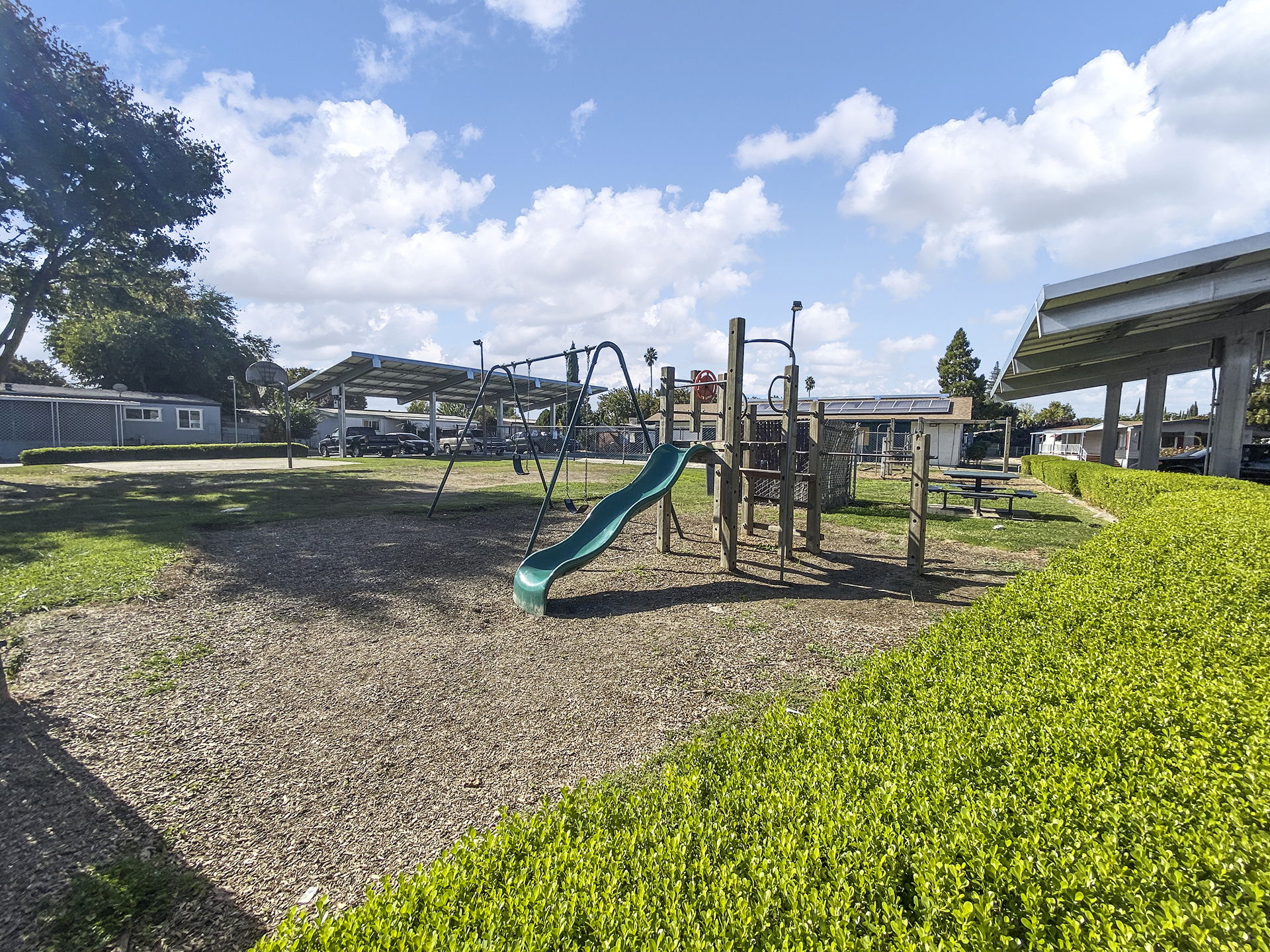  Photo 40