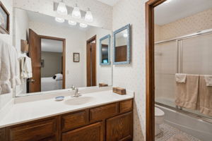 12_Interior