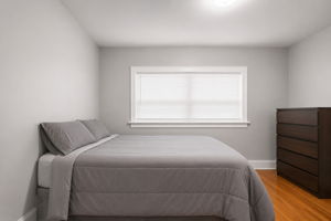  Photo 33