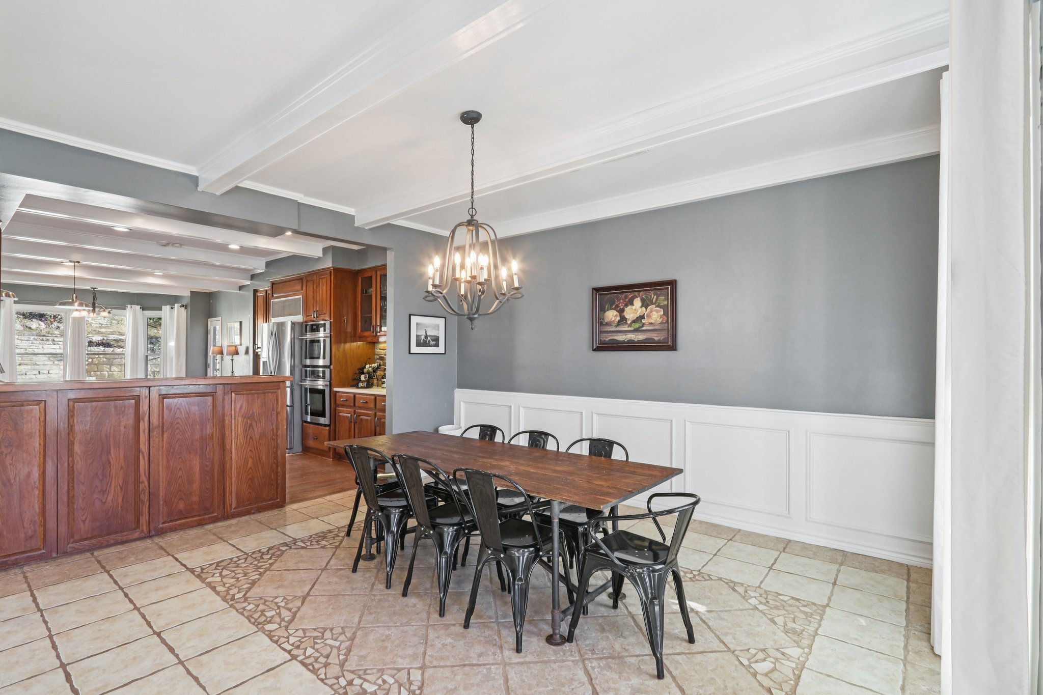 Country Club Dr-S1211-018.jpg