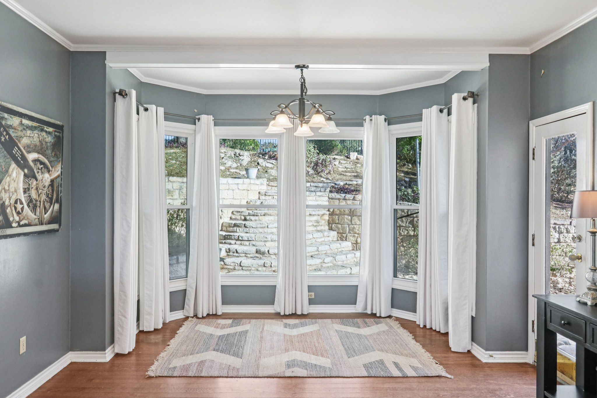 Country Club Dr-S1211-029.jpg