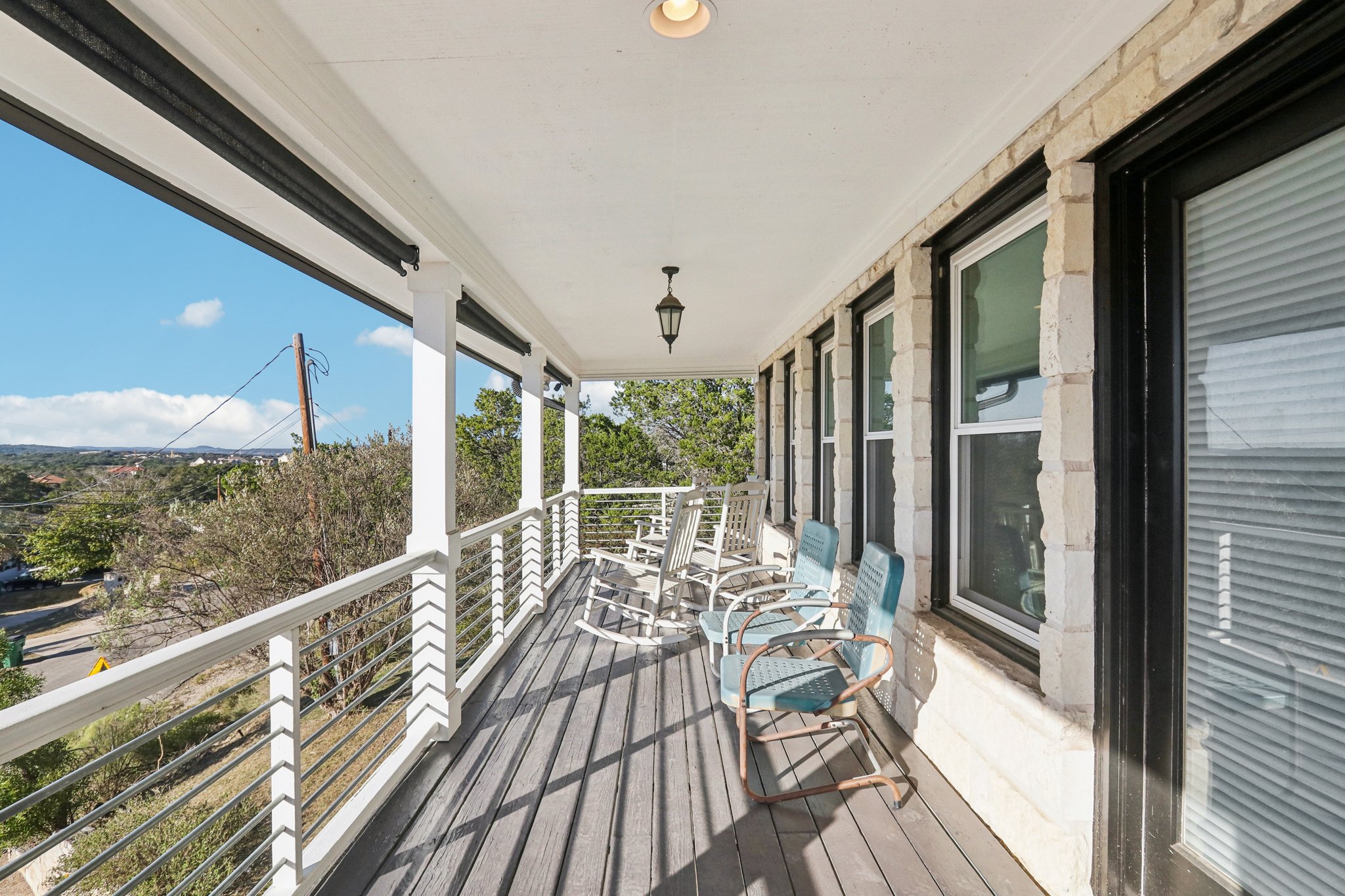 Country Club Dr-S1211-061.jpg