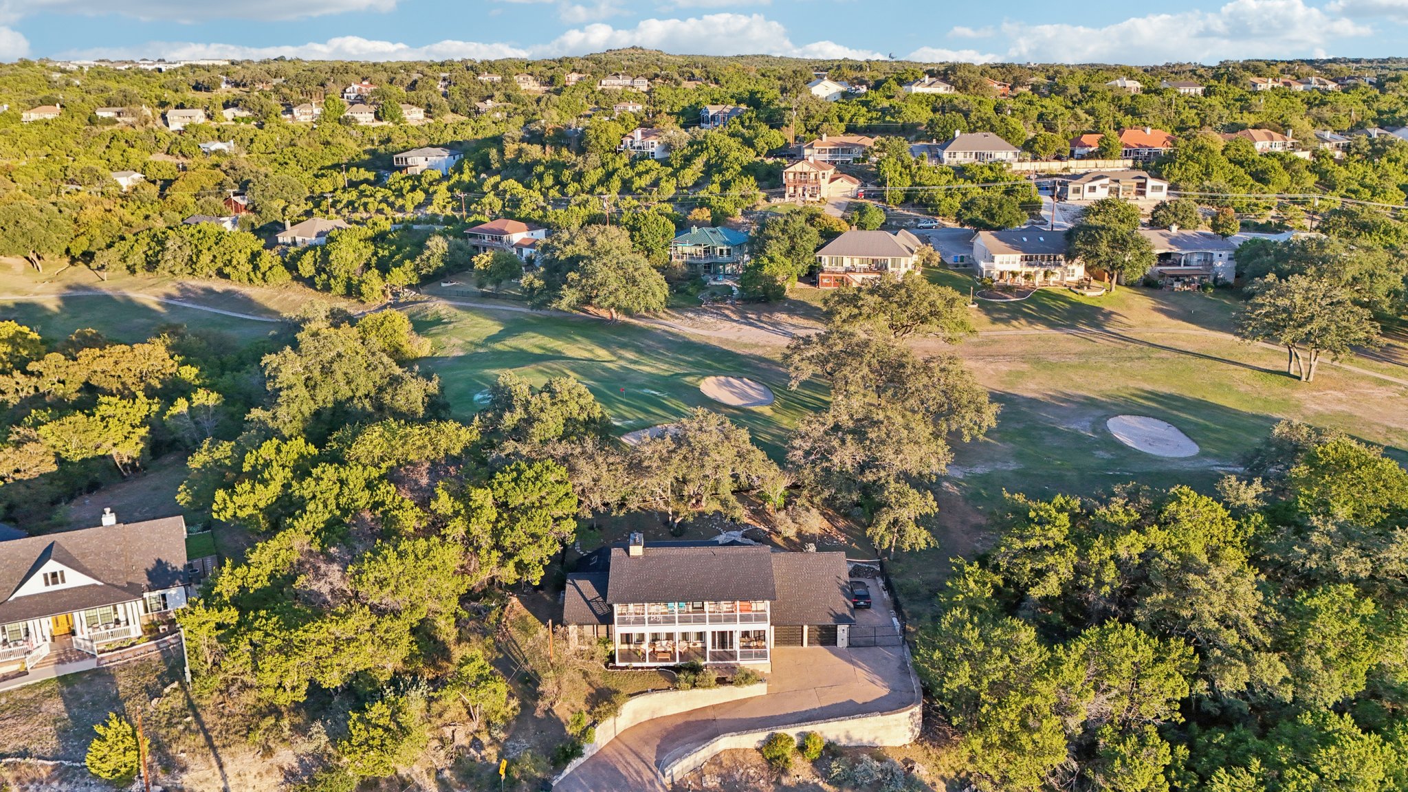 Country Club Dr-S1211-077.jpg