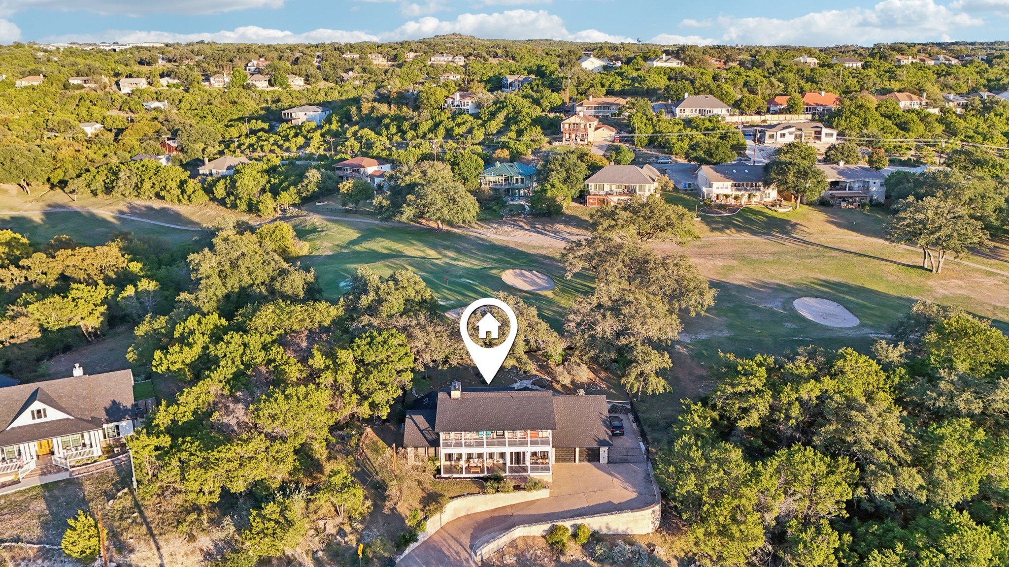 Country Club Dr-S1211-078.jpg