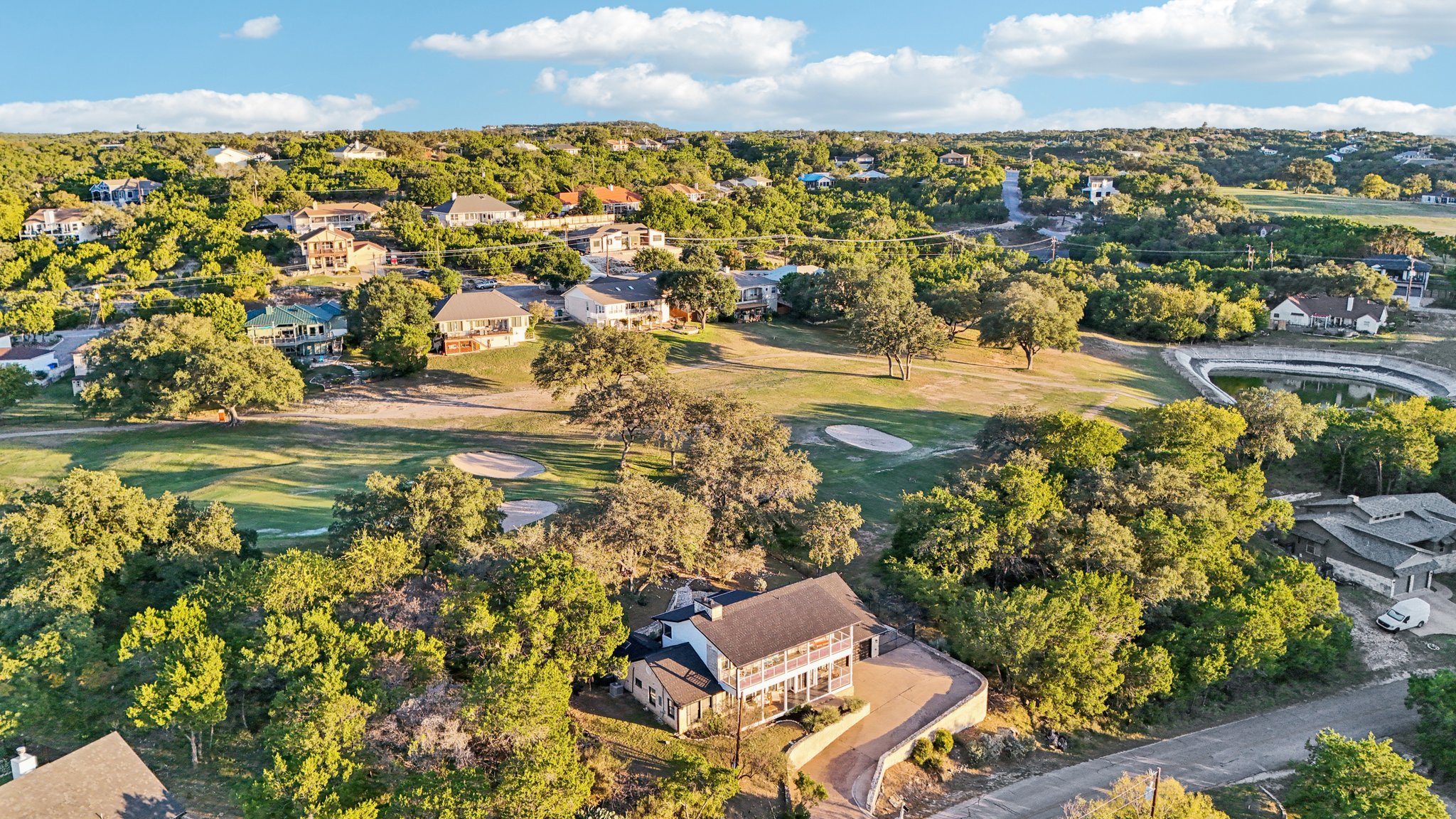 Country Club Dr-S1211-079.jpg