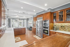 Country Club Dr-S1211-019.jpg