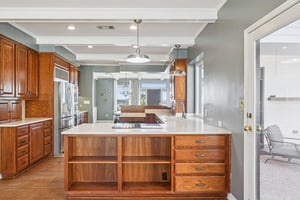 Country Club Dr-S1211-026.jpg