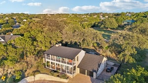 Country Club Dr-S1211-073.jpg