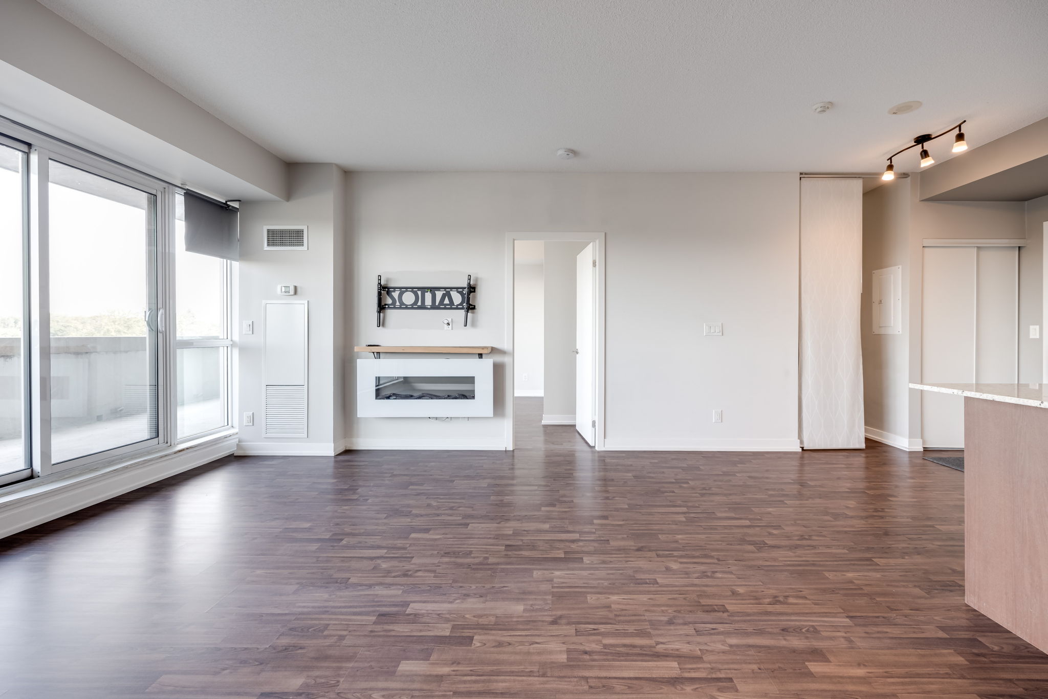 Toronto property showcase — delivered property photograph 12