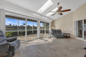 Sun Room - Lake View