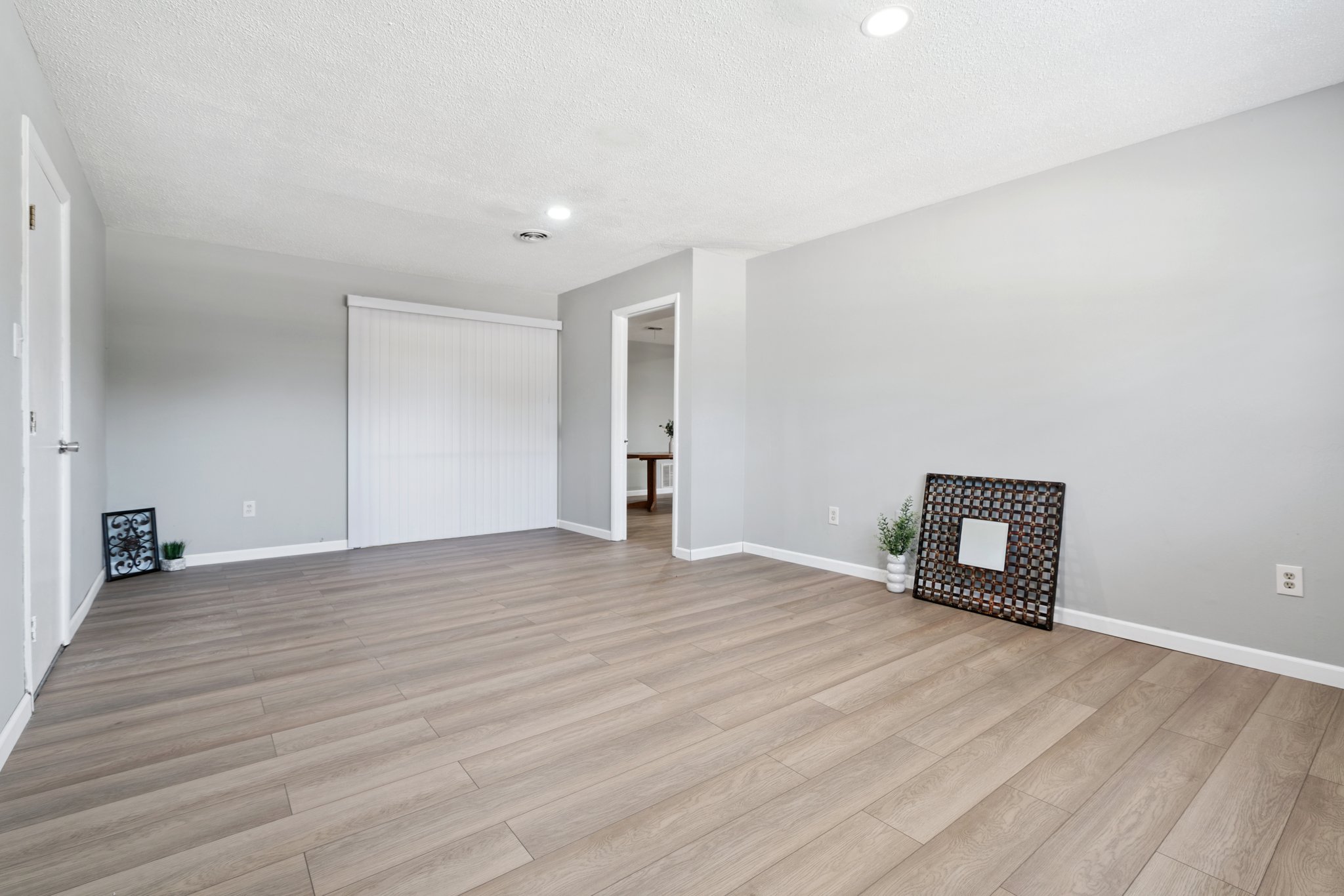 5101 NW Elm Ave_013.jpg