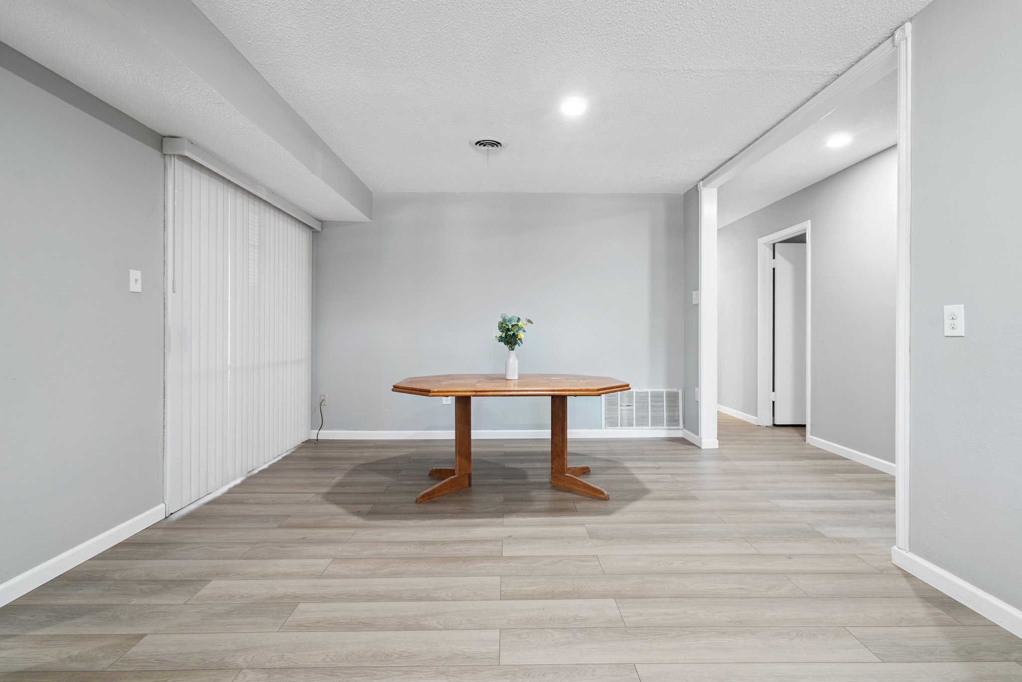 5101 NW Elm Ave_023.jpg