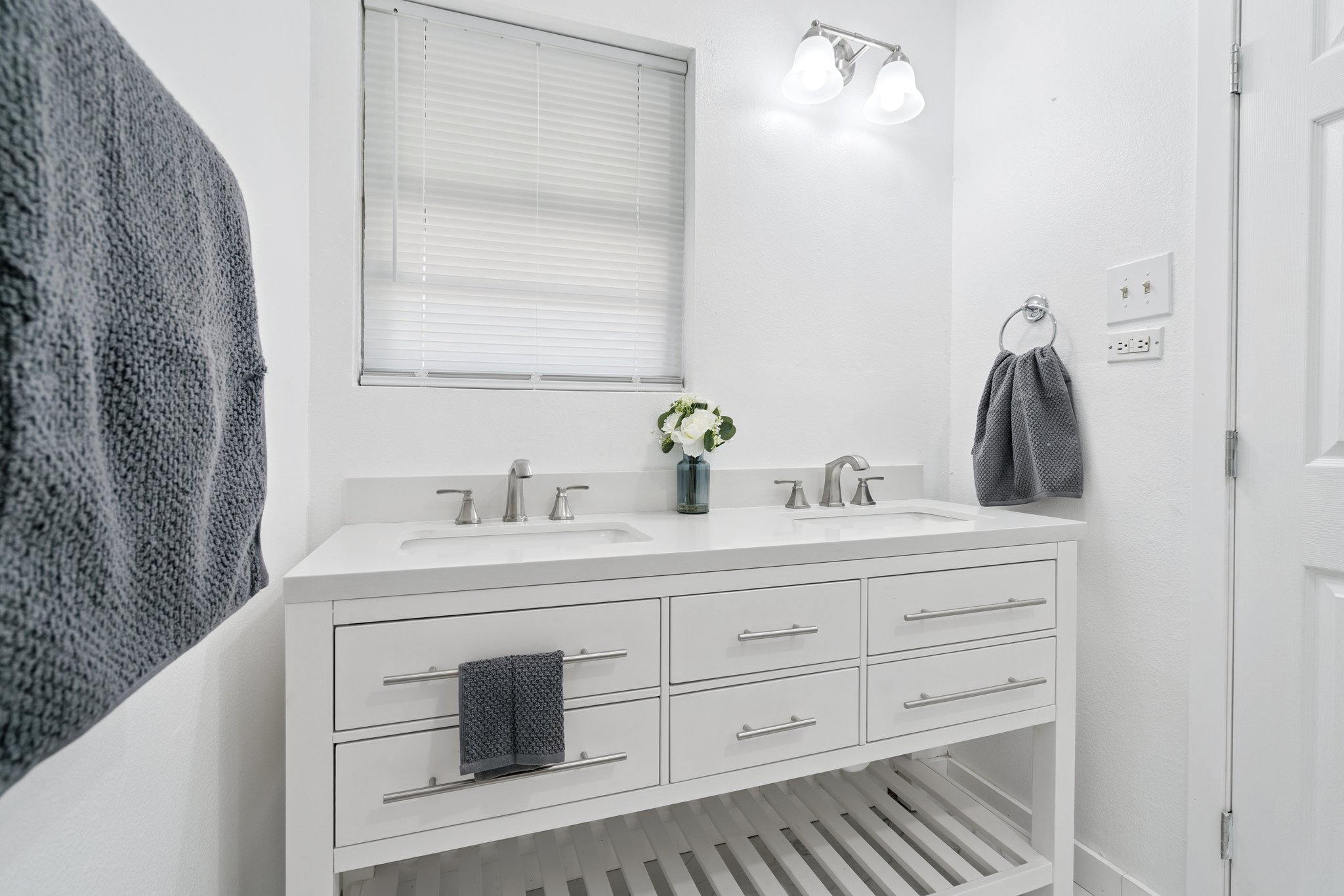 5101 NW Elm Ave_027.jpg