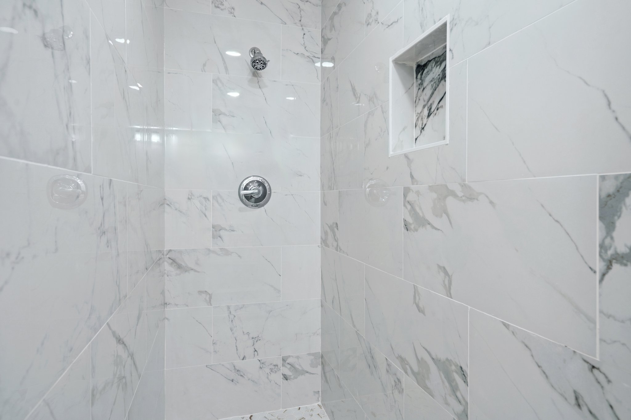 5101 NW Elm Ave_029.jpg