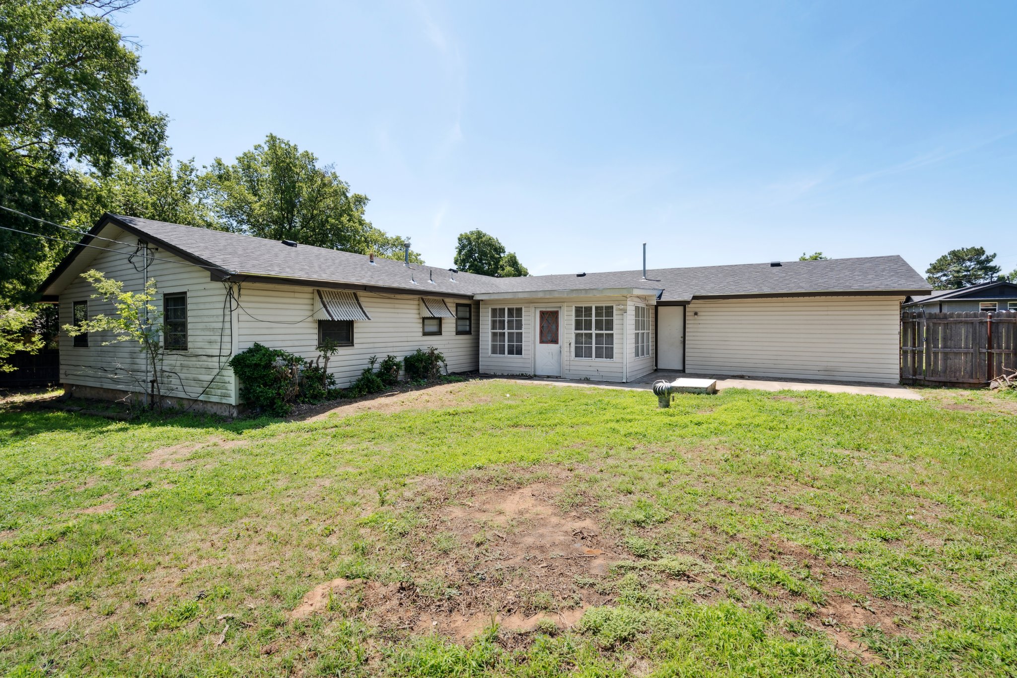 5101 NW Elm Ave_045.jpg