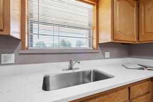 5101 NW Elm Ave_019.jpg