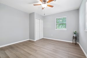 5101 NW Elm Ave_038.jpg