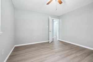 5101 NW Elm Ave_039.jpg