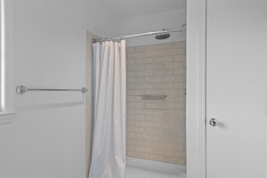  Photo 49