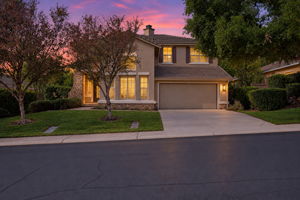 Photo 0