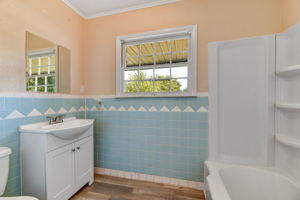 019-Guest Bath-FULL
