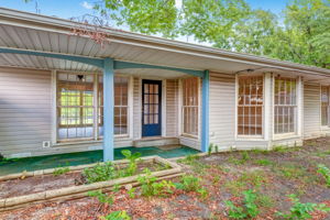 023-Back Exterior-FULL