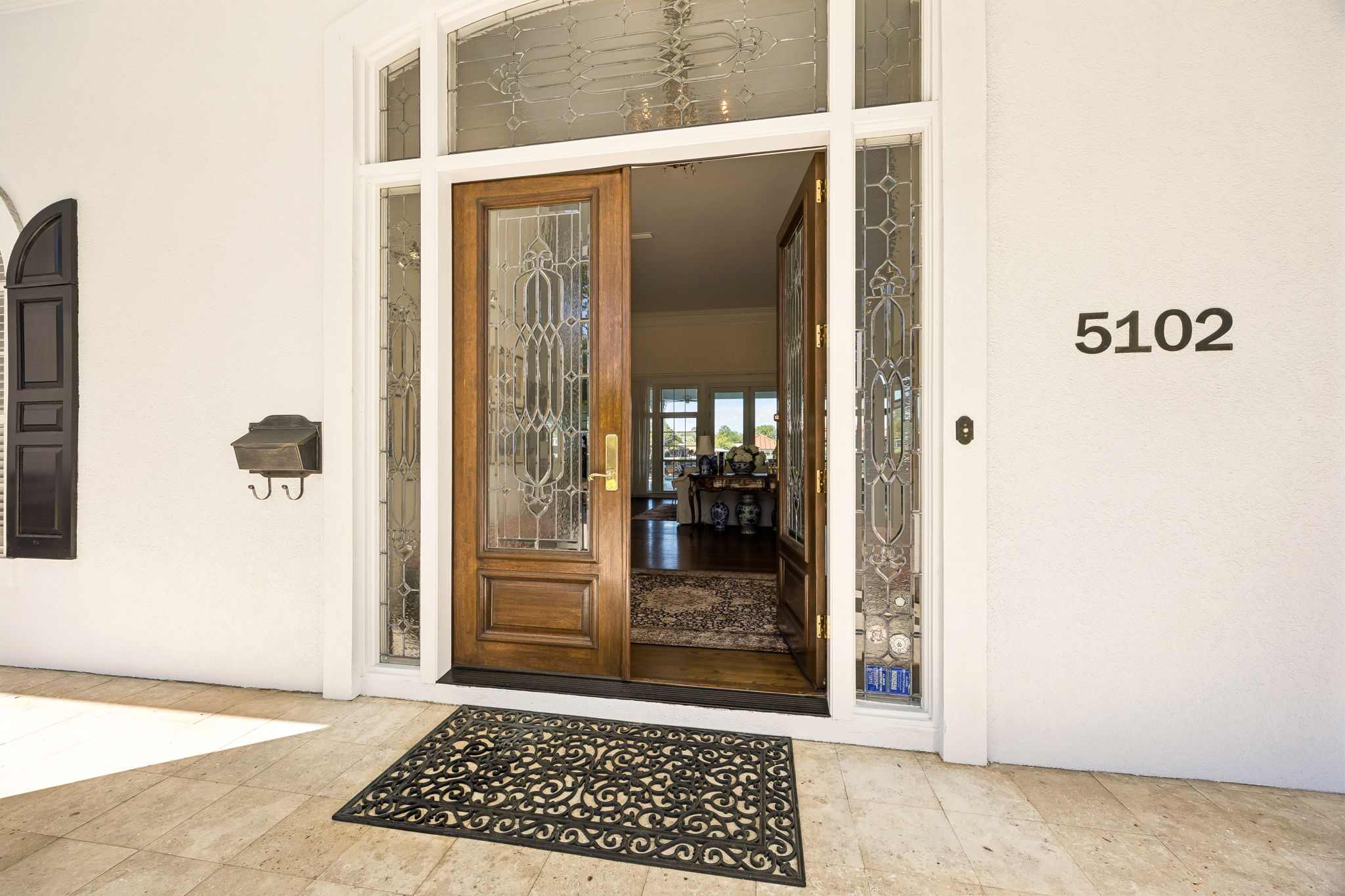 Front Entry Detail