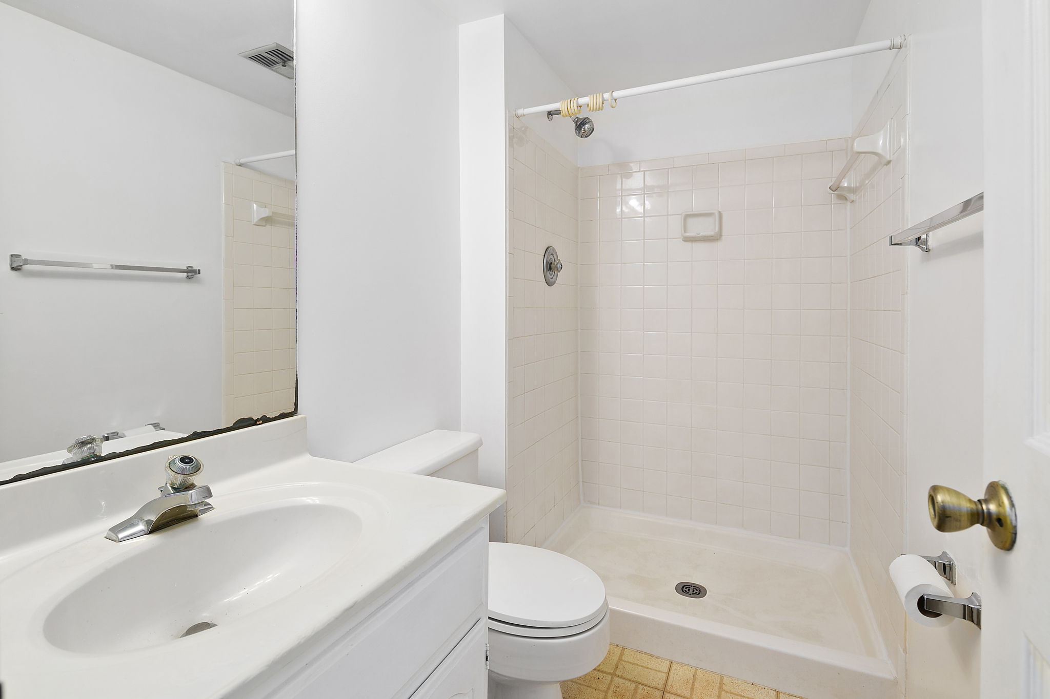  5103 Kenside Ct, Annandale, VA 22003, US Photo 36