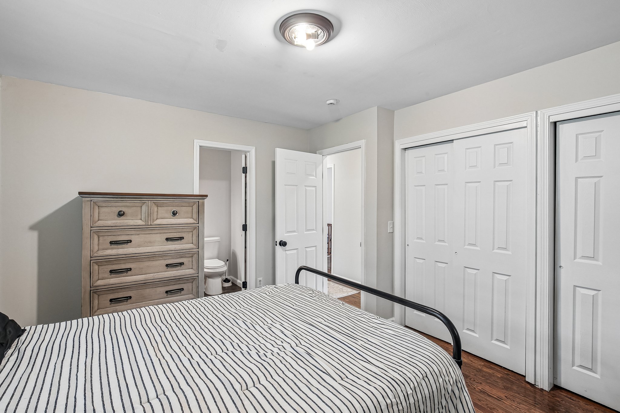 N Smalley Ave-S1308-026.jpg