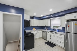 N Smalley Ave-S1308-009.jpg