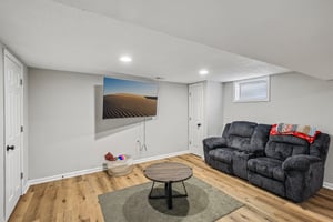 N Smalley Ave-S1308-015.jpg