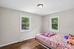 N Smalley Ave-S1308-020.jpg