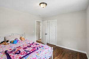 N Smalley Ave-S1308-022.jpg