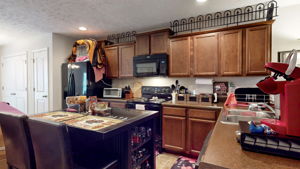  Photo 9