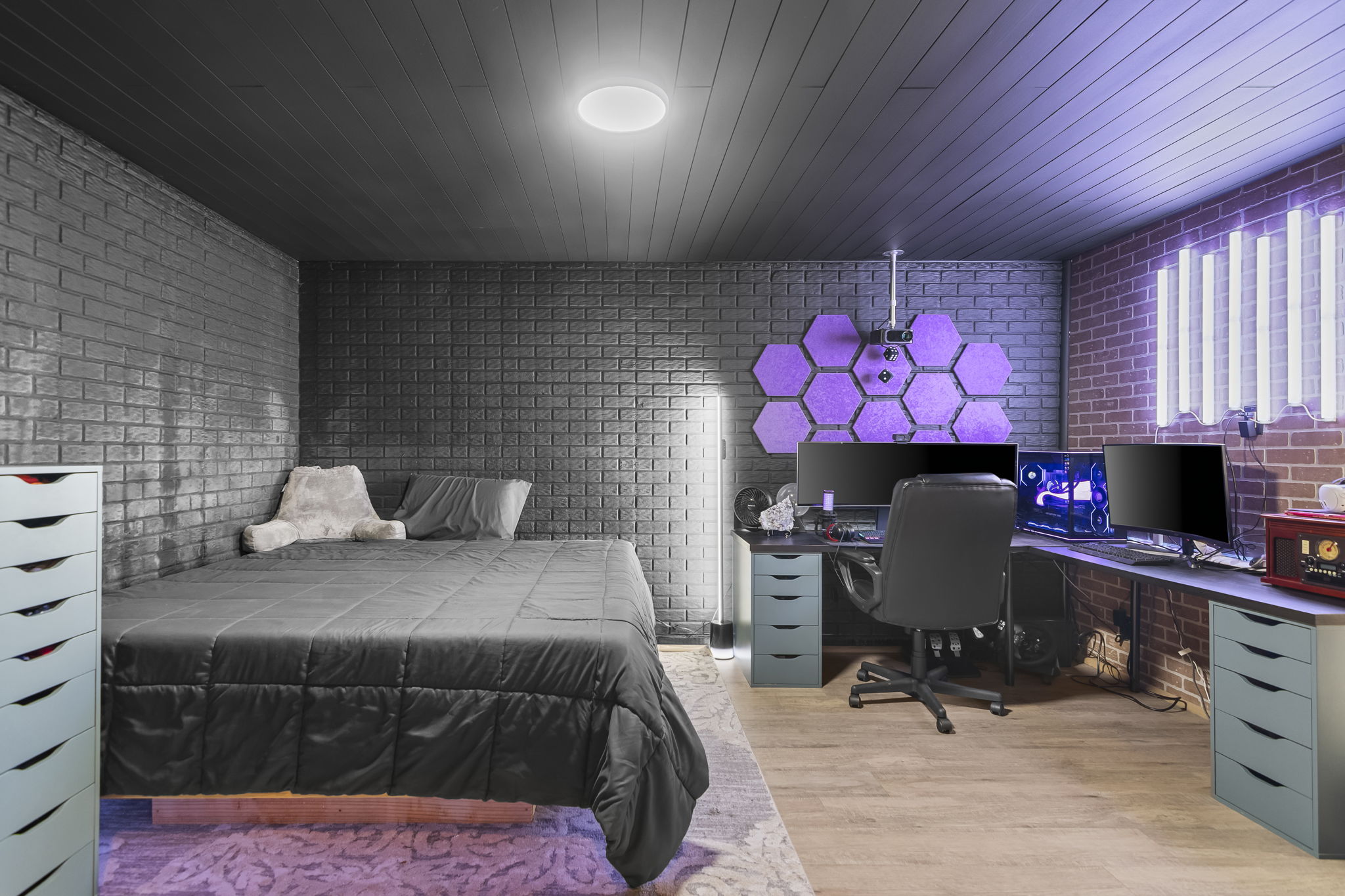 Bonus Gaming Room