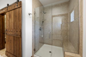 Primary Bathroom (2)