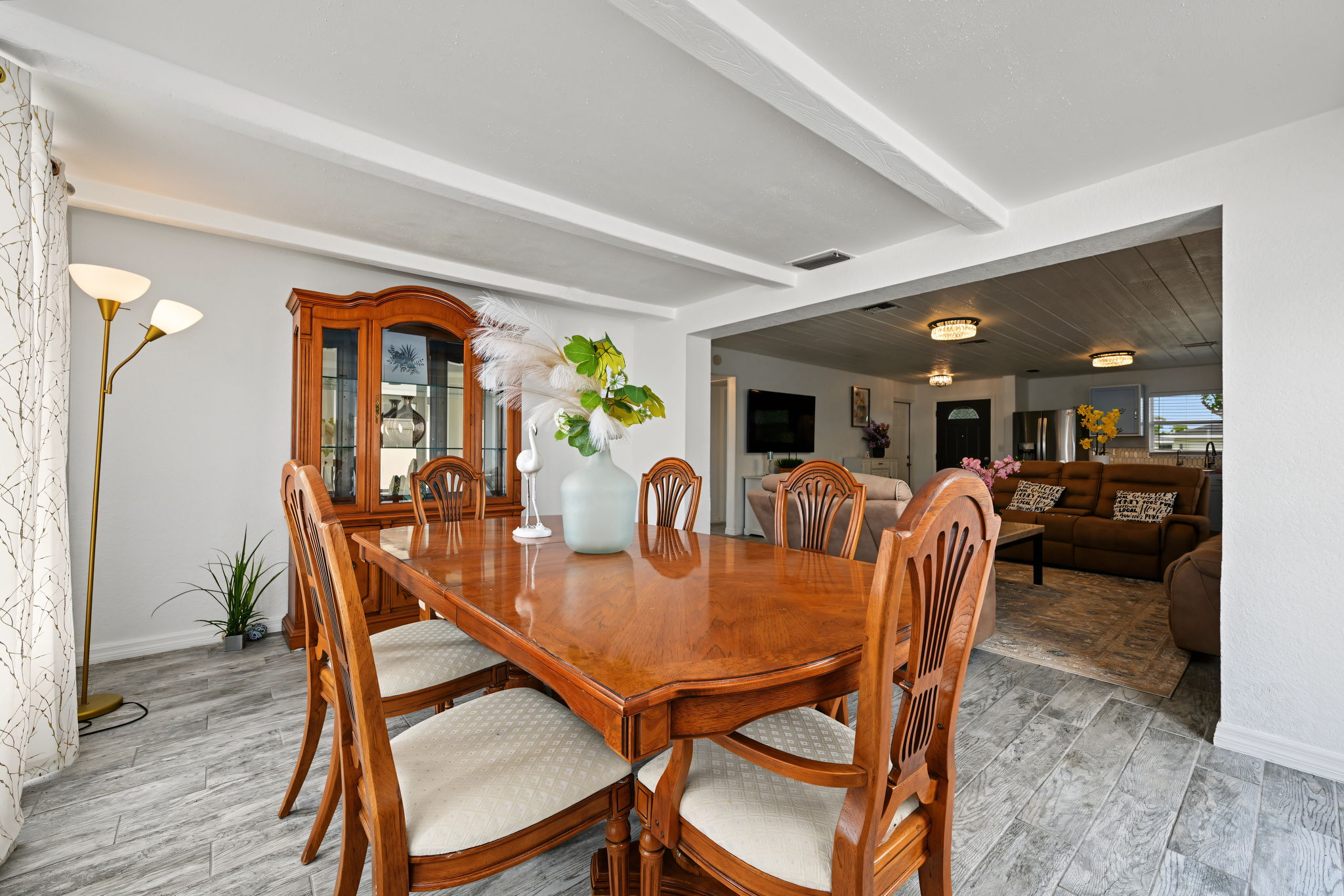 Dining Room3