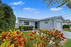 Front Exterior3