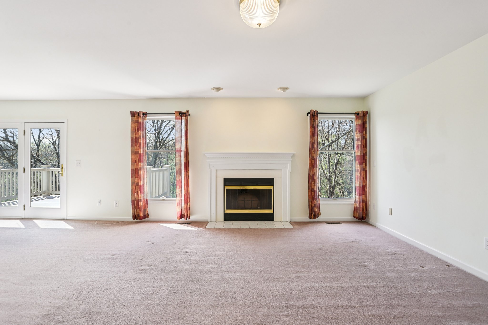 Dominion Dr-S0904-007.jpg