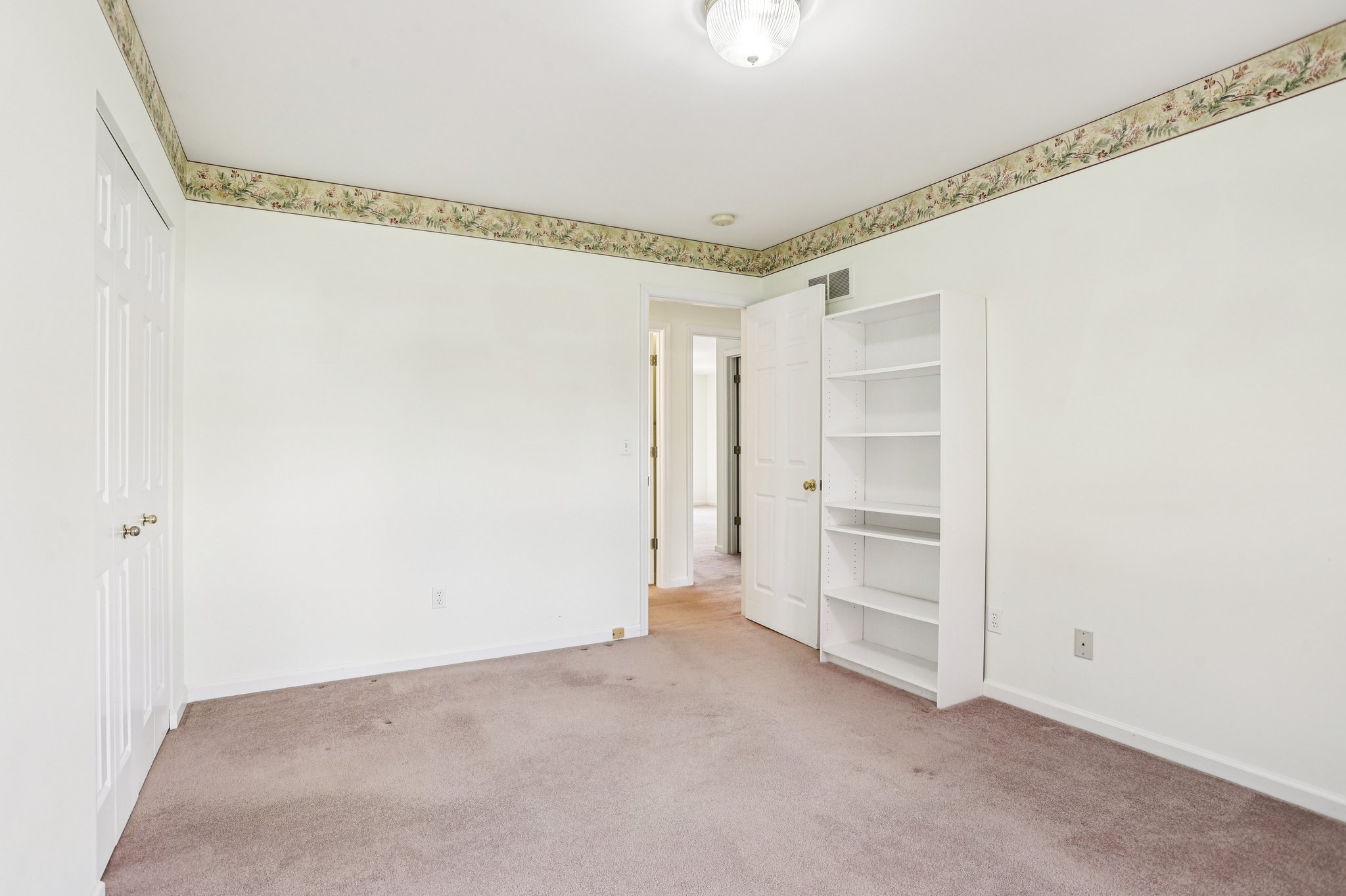 Dominion Dr-S0904-020.jpg