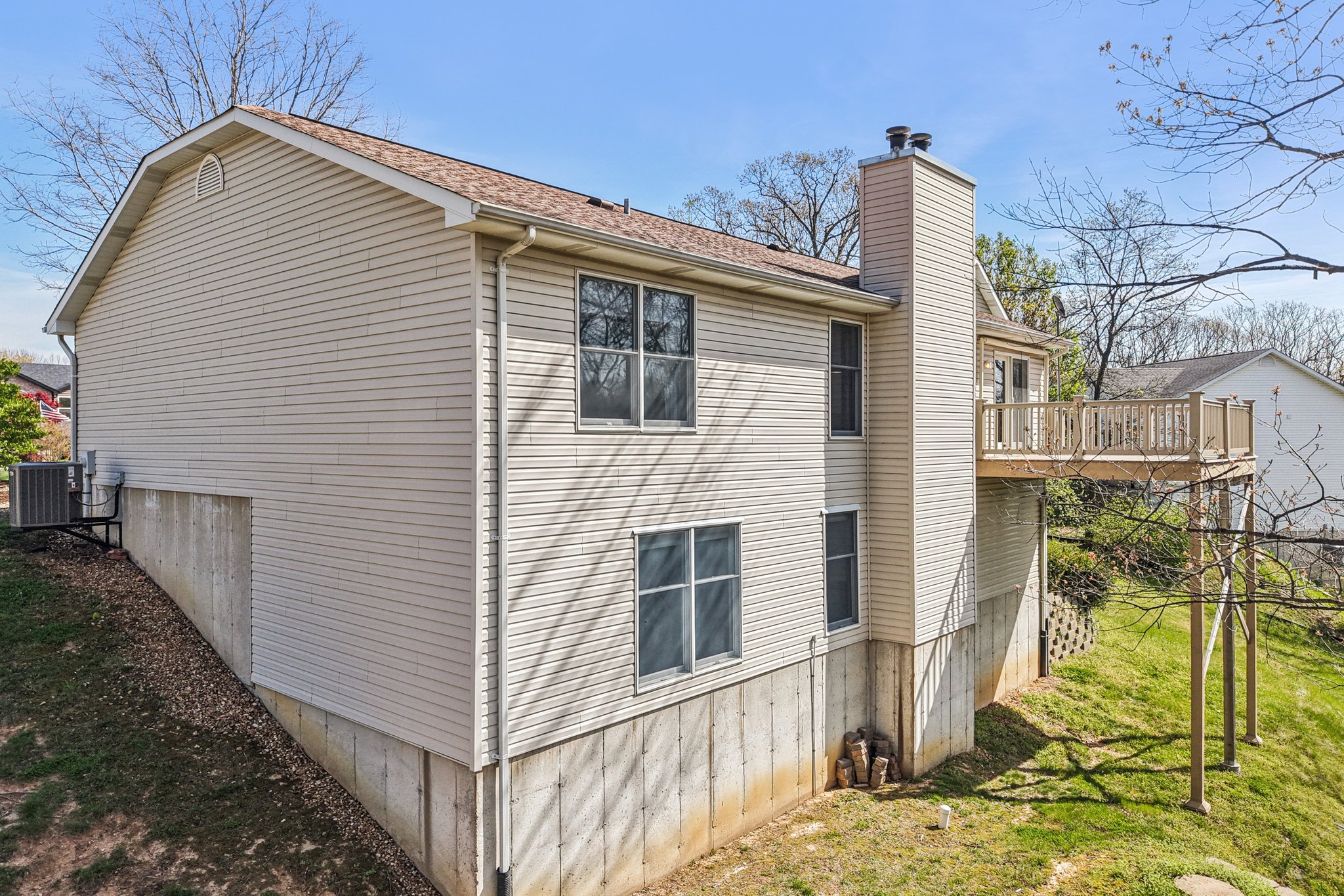 Dominion Dr-S0904-050.jpg