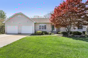 Dominion Dr-S0904-001.jpg