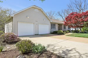 Dominion Dr-S0904-004.jpg