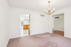 Dominion Dr-S0904-018.jpg