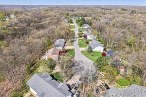 Dominion Dr-S0904-046.jpg