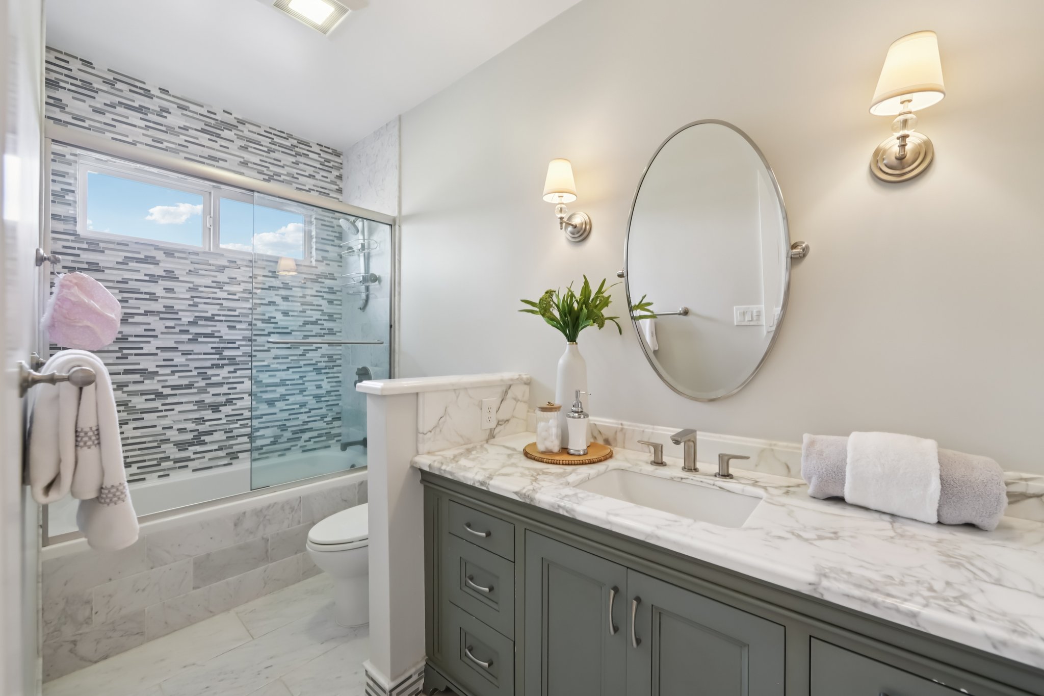 5106 Eastbourne Dr-S2702-065r.jpg