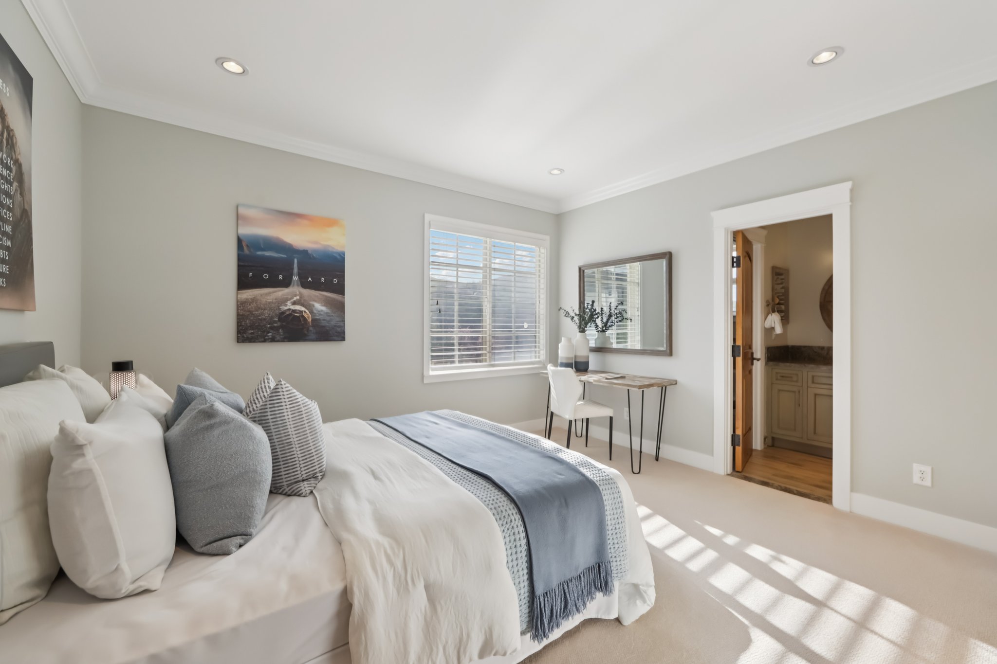 5106 Eastbourne Dr-S2702-071r.jpg