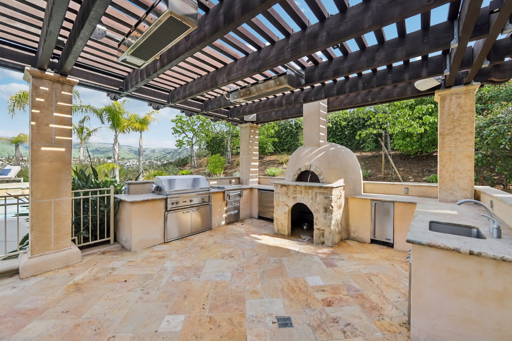 5106 Eastbourne Dr-S2702-077r.jpg